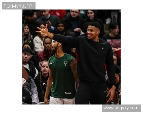 字母哥很坚韧、仁慈!两件工作让字母哥的高度提高了